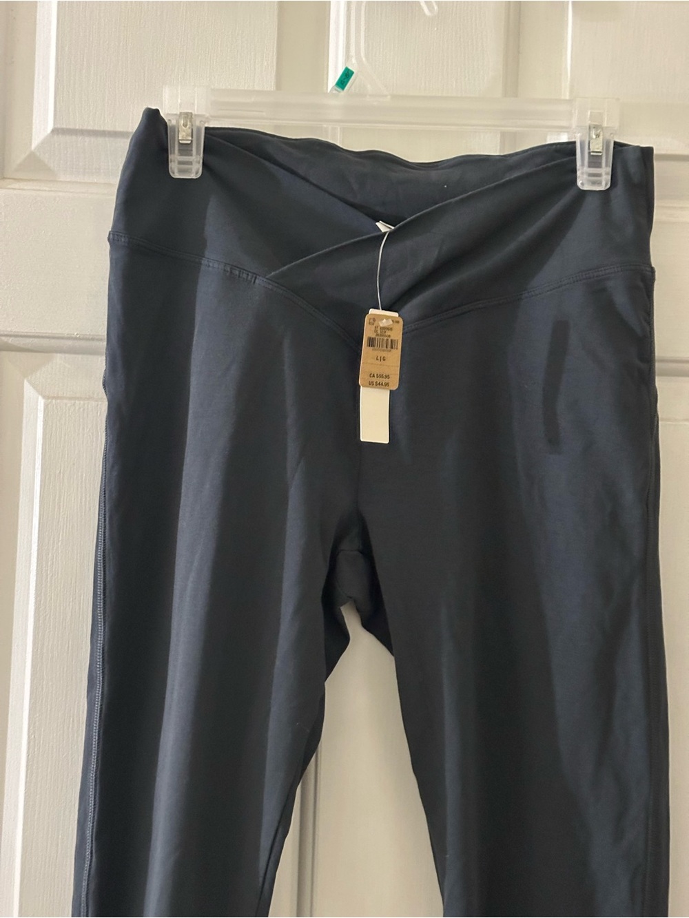 PINK Victoria's Secret Black Crossover Waist Leggings